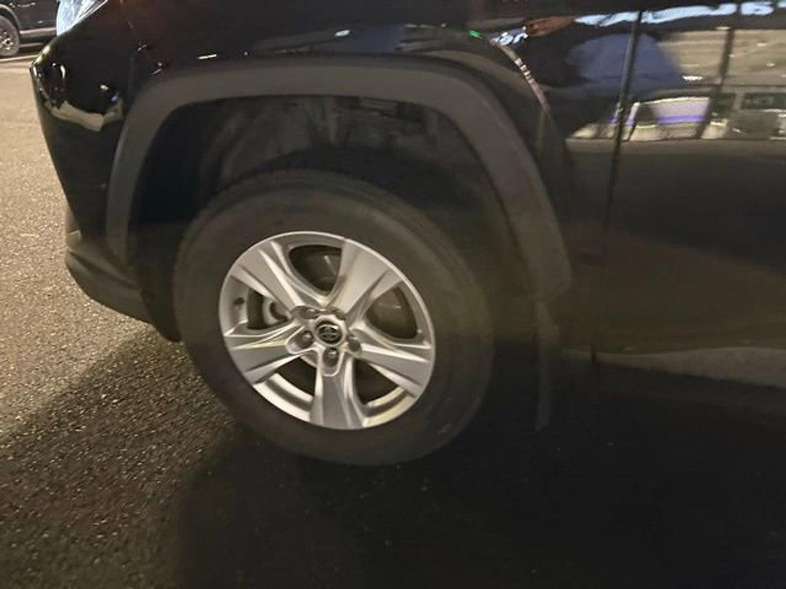 2021 Toyota RAV4 Hybrid XLE AWD (Natl)