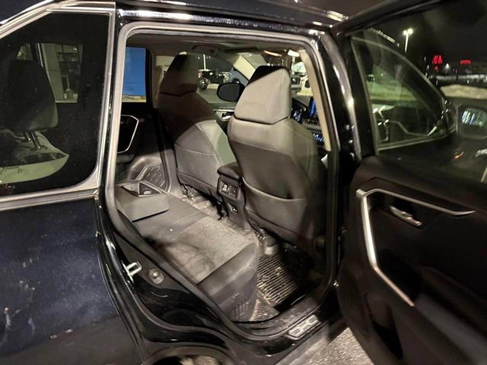 2021 Toyota RAV4 Hybrid XLE AWD (Natl)