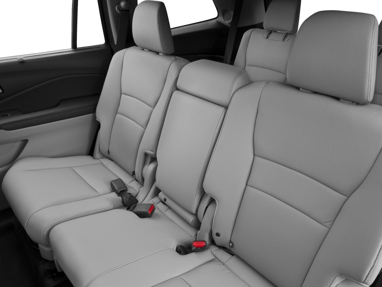 2016 Honda Pilot AWD Touring with DVD Rear Entertainment System and Navigation