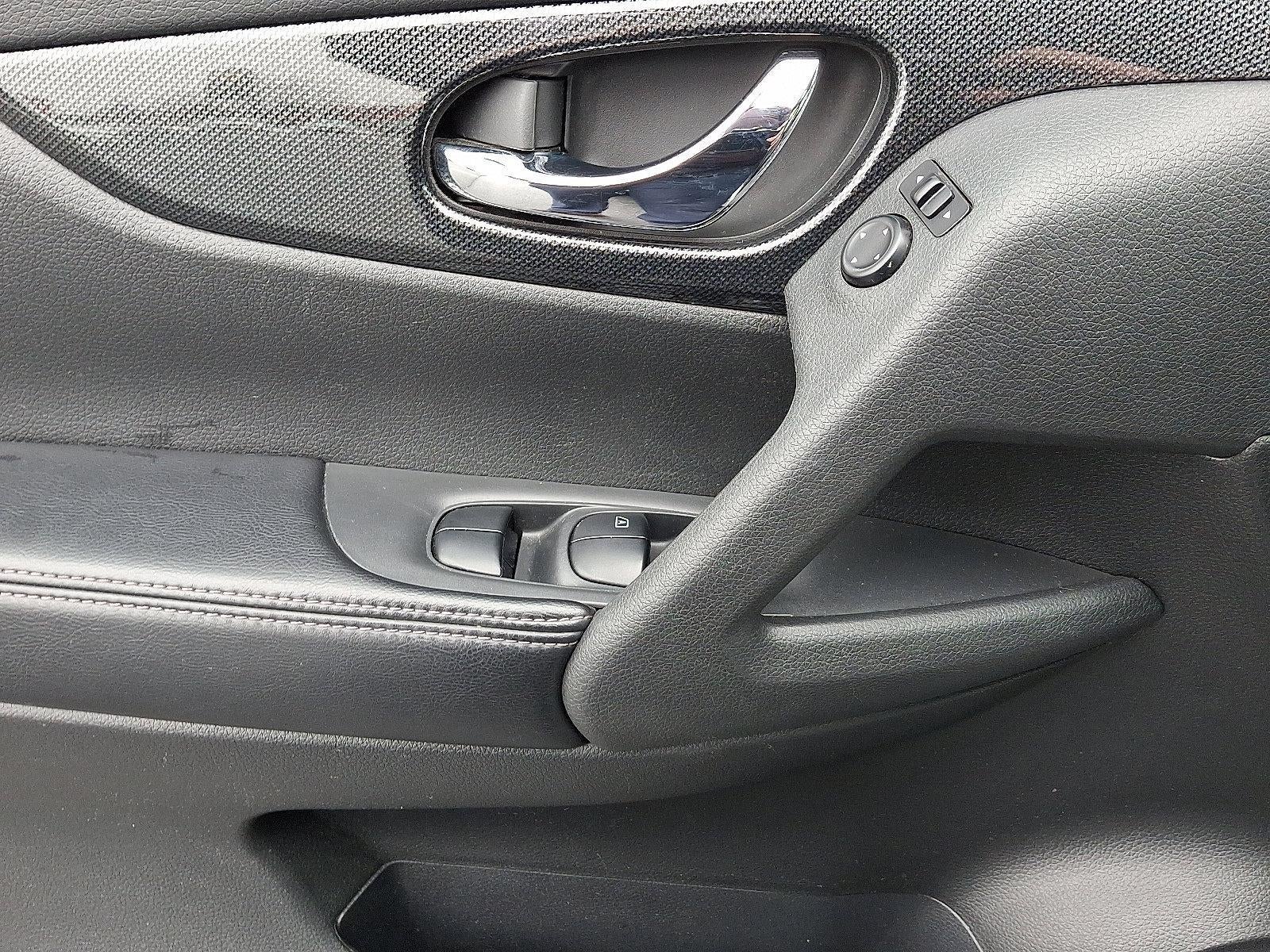 2016 Nissan Rogue AWD 4dr SL