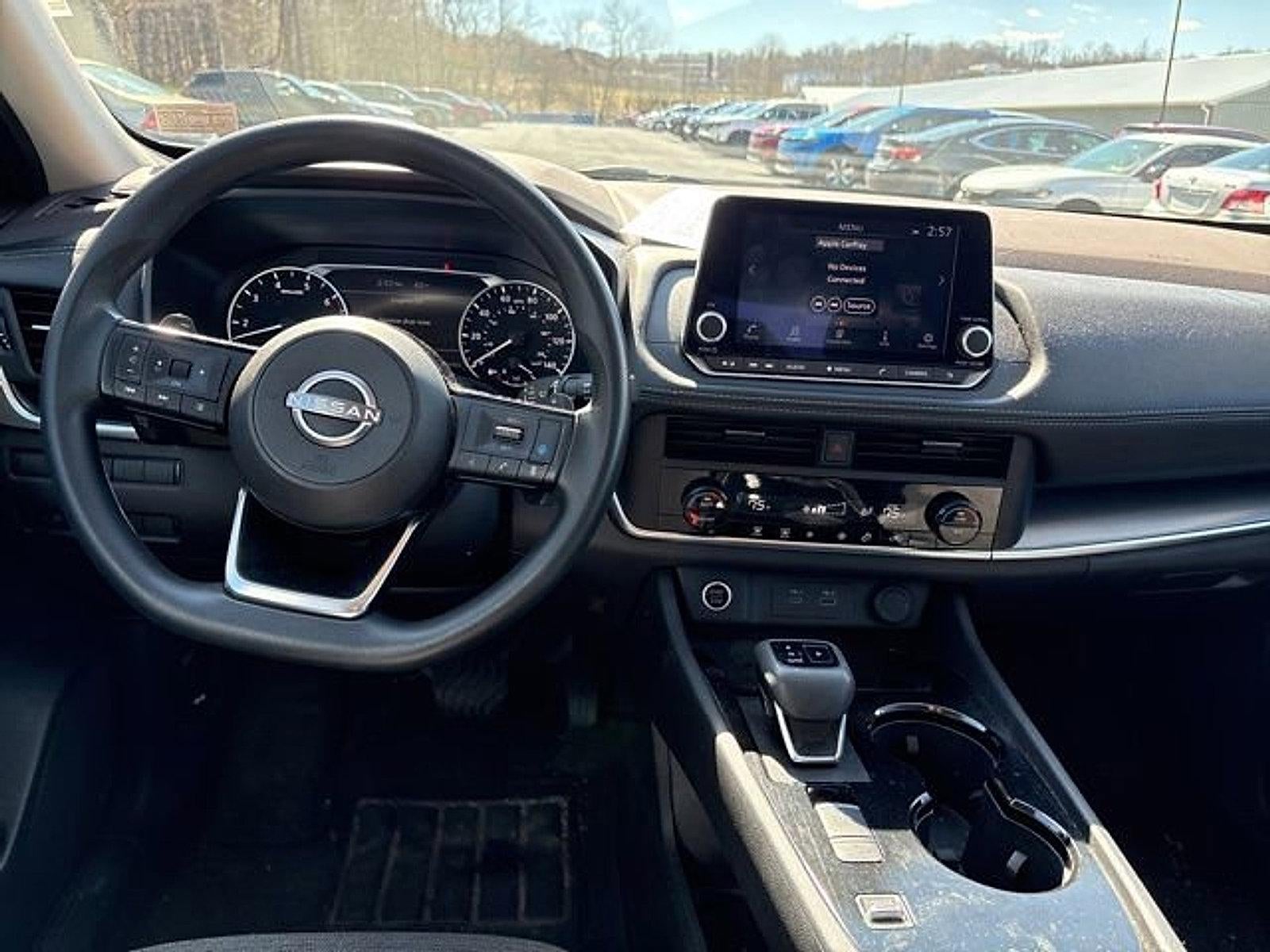 2023 Nissan Rogue FWD SV