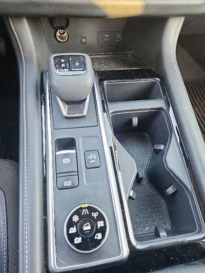 2023 Nissan Pathfinder SL 4WD