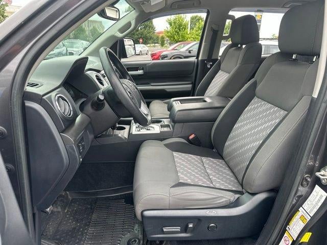 2018 Toyota Tundra 4WD 4WD SR5 CrewMax 5.5' Bed 5.7L (SE)