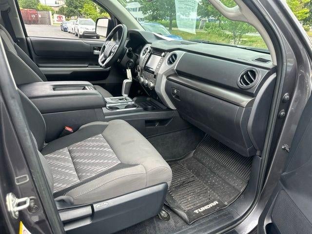 2018 Toyota Tundra 4WD 4WD SR5 CrewMax 5.5' Bed 5.7L (SE)