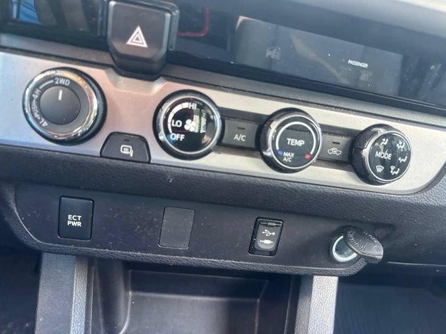 2017 Toyota Tacoma SR5 Access Cab 6' Bed V6 4x4 AT (SE)