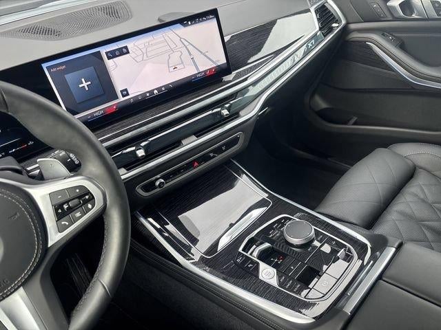 2026 BMW X7 xDrive40i Sports Activity Vehicle