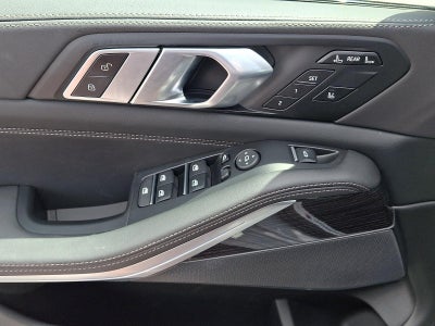 2026 BMW X7 xDrive40i Sports Activity Vehicle