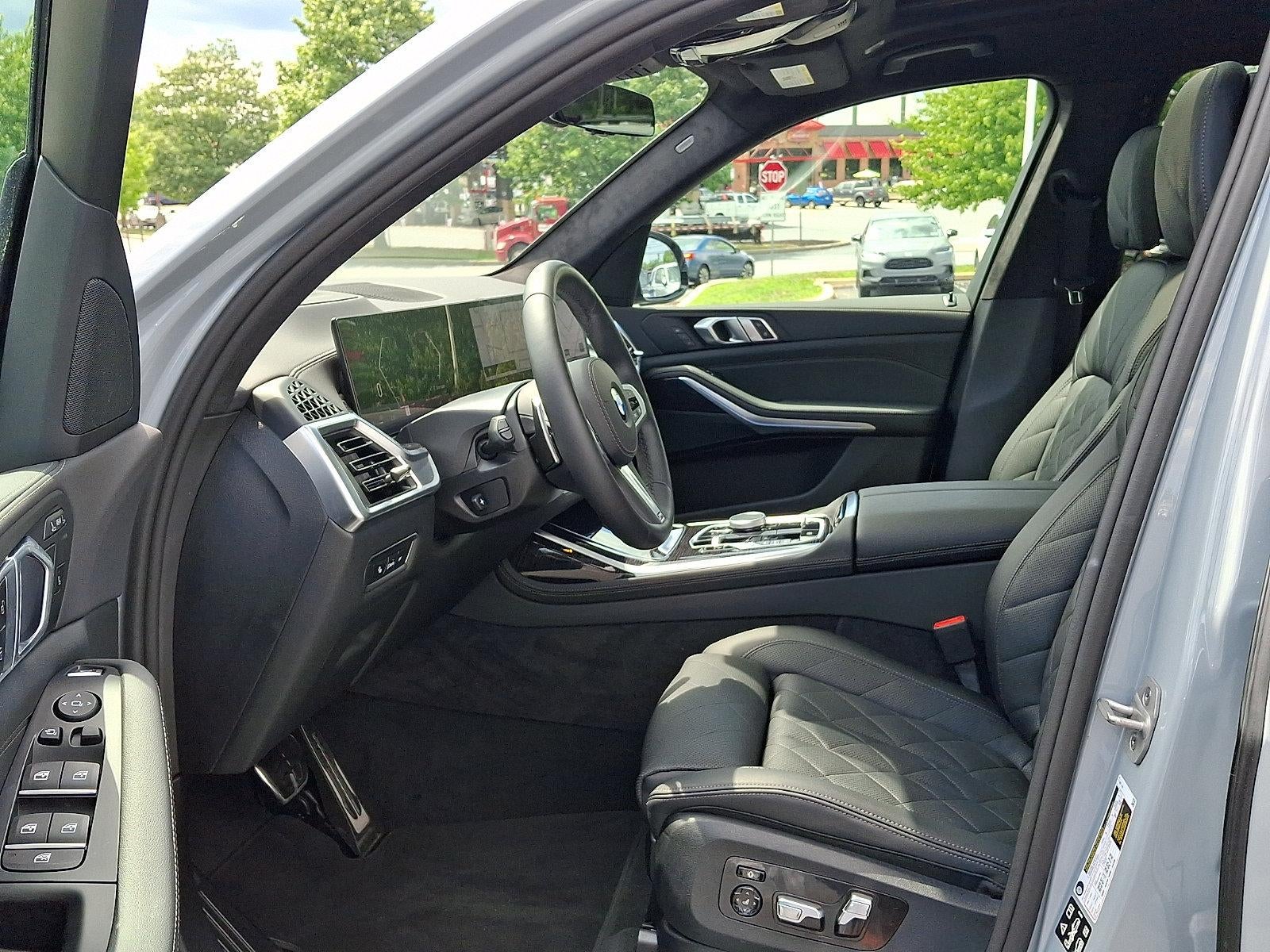2026 BMW X7 xDrive40i Sports Activity Vehicle