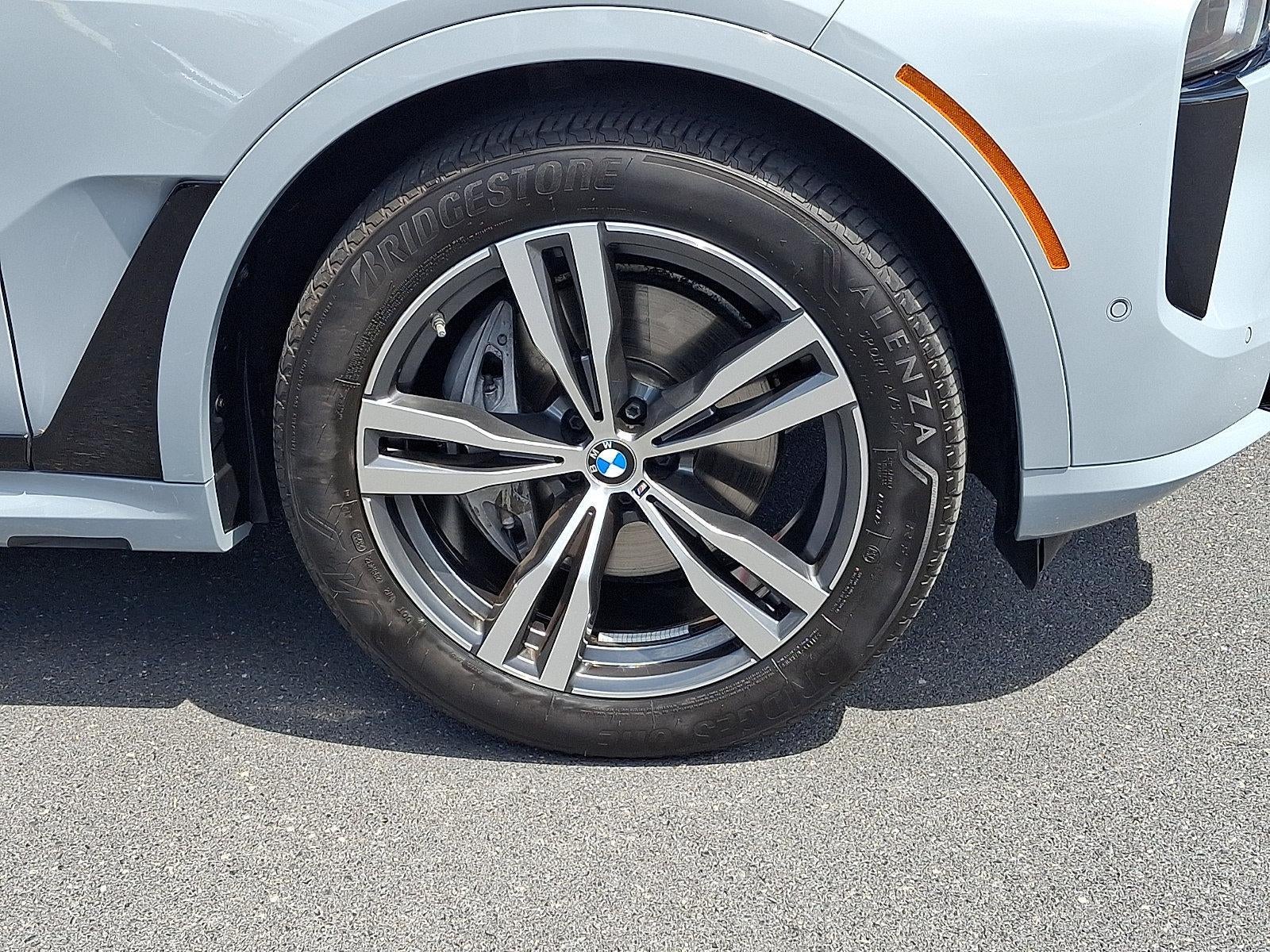 2026 BMW X7 xDrive40i Sports Activity Vehicle