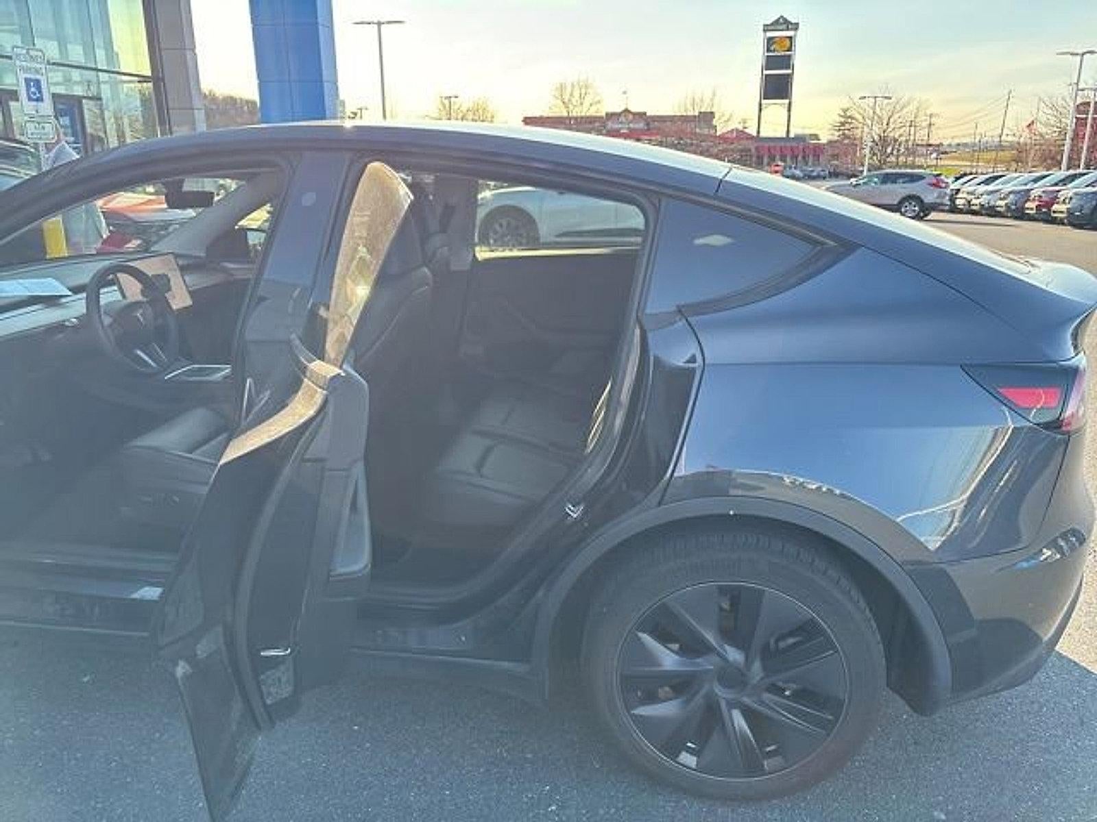 2024 Tesla Model Y Long Range RWD