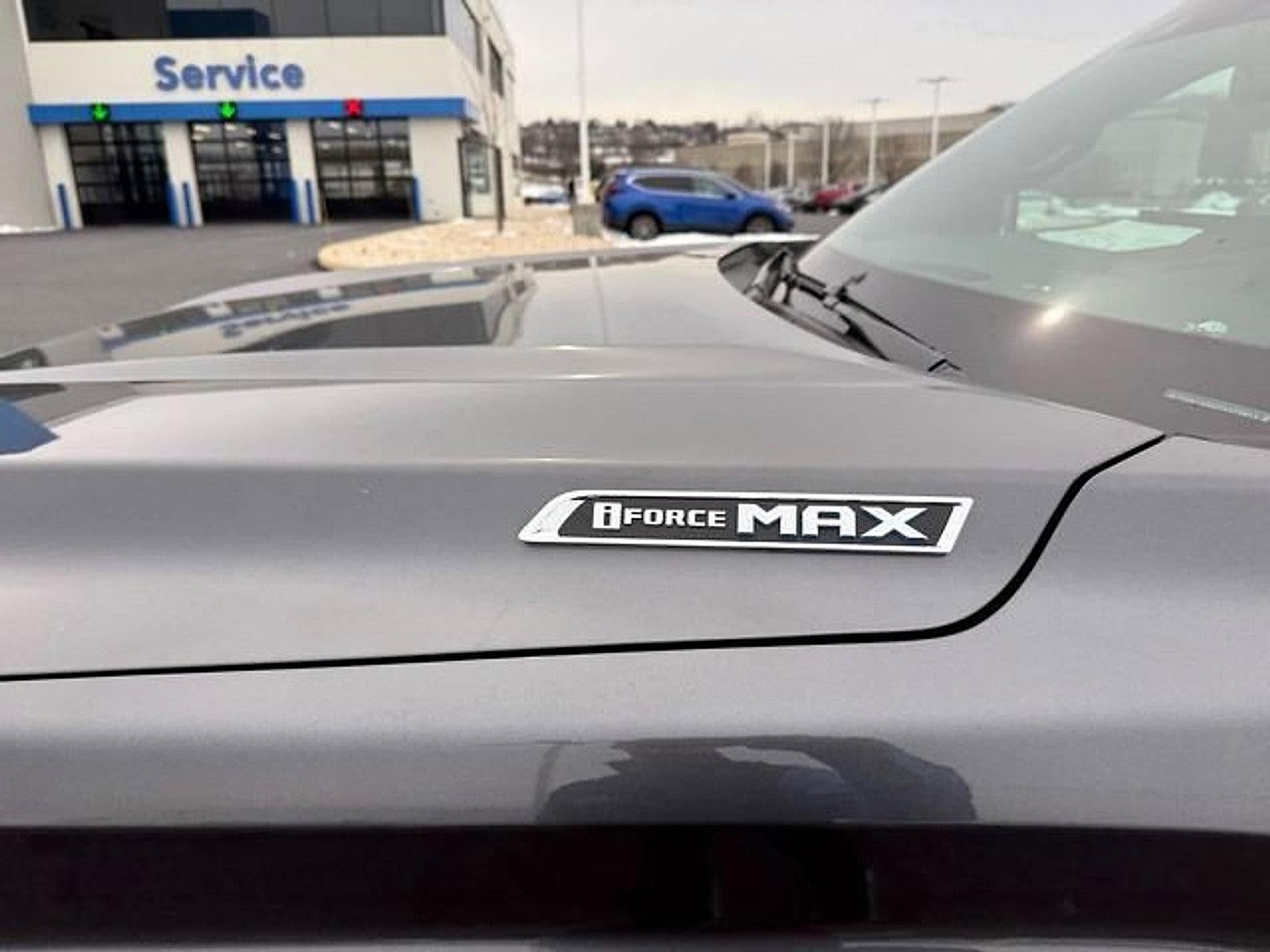 2026 Toyota Sequoia Limited 4WD (SE)