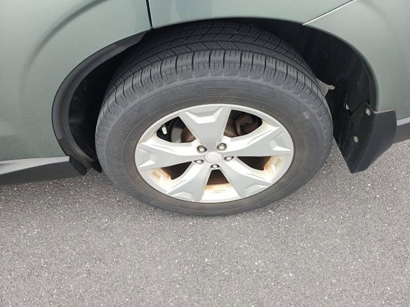 2015 Subaru Forester 2.5i Premium CVT