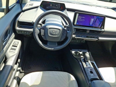 2023 Toyota Prius XLE AWD (Natl)