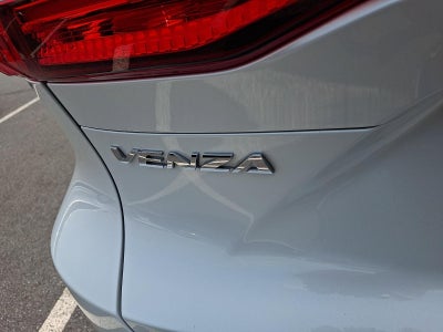 2024 Toyota Venza LE AWD (GS)