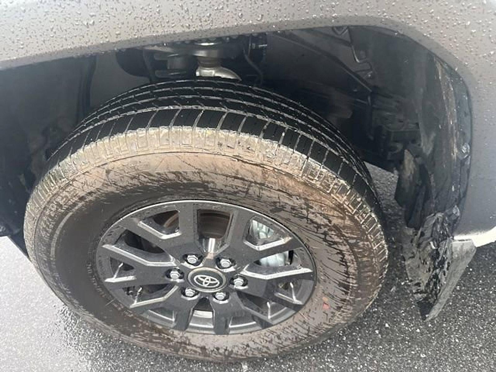 2025 Toyota 4Runner SR5 4WD (GS)
