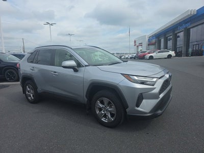 2022 Toyota RAV4 Hybrid XLE **LOW MILES**