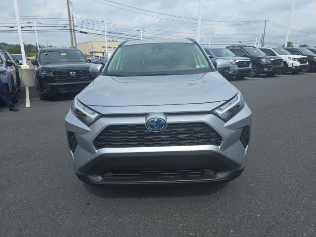 2022 Toyota RAV4 Hybrid XLE **LOW MILES**