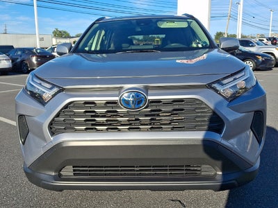 2022 Toyota RAV4 Hybrid XLE **LOW MILES**