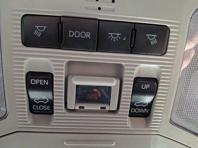2022 Toyota RAV4 Hybrid XLE **LOW MILES**