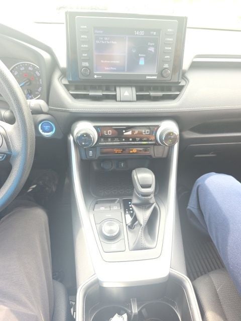 2022 Toyota RAV4 Hybrid XLE **LOW MILES**