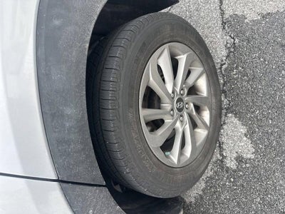 2016 Hyundai TUCSON AWD 4dr SE