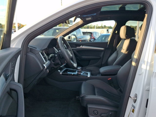 2024 Audi Q5 45 S line Premium quattro