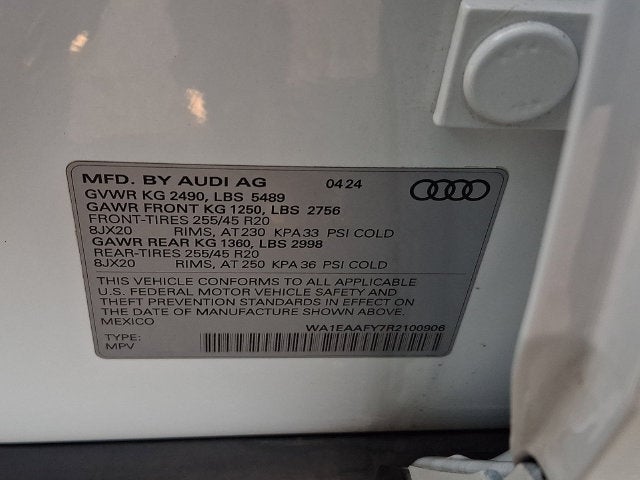 2024 Audi Q5 45 S line Premium quattro
