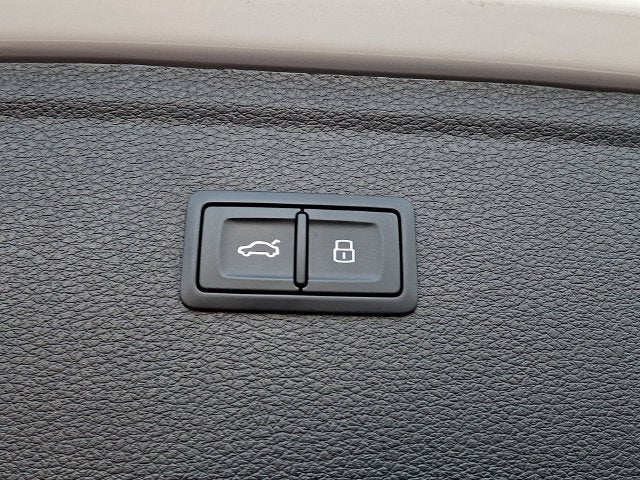 2024 Audi Q5 45 S line Premium quattro