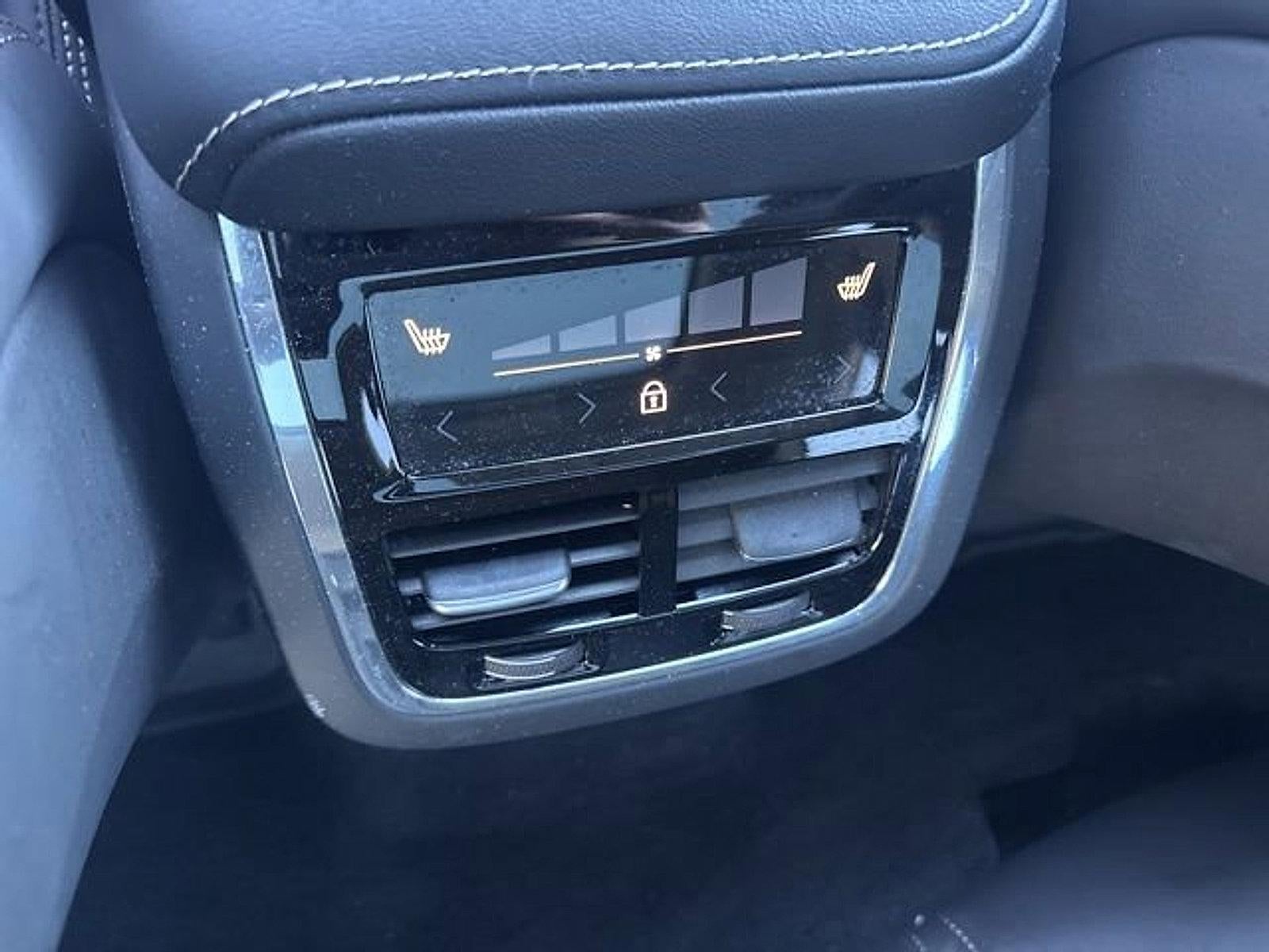 2022 Volvo XC60 B5 AWD Inscription