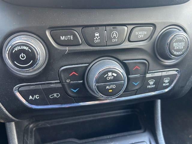 2023 Jeep Cherokee Altitude Lux 4x4
