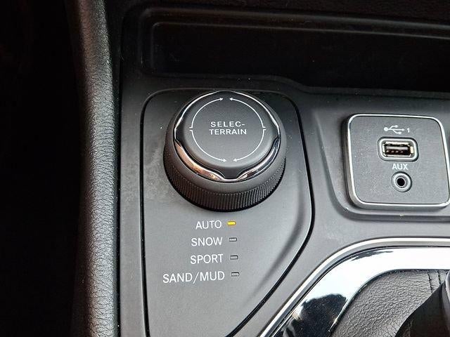 2023 Jeep Cherokee Altitude Lux 4x4