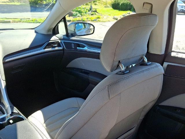 2014 Ford Fusion 4dr Sdn S FWD