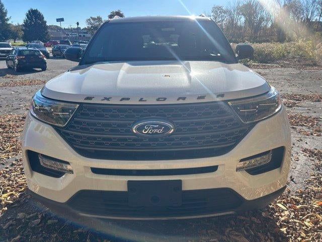2023 Ford Explorer XLT 4WD
