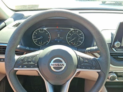 2022 Nissan Altima 2.5 SV Sedan