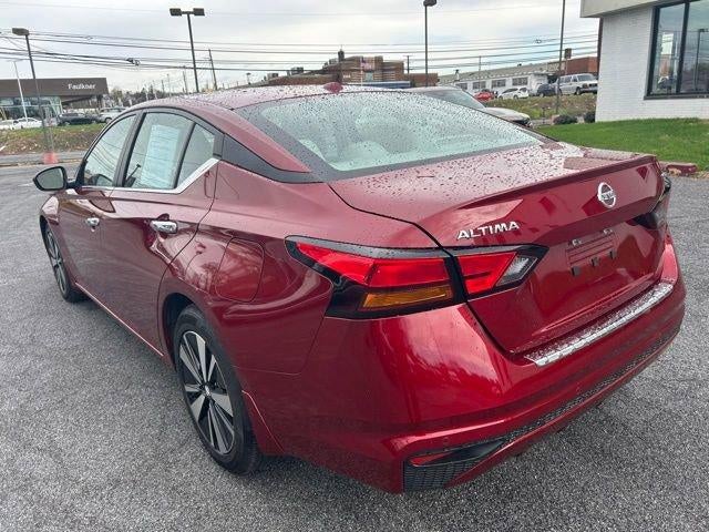 2022 Nissan Altima 2.5 SV Sedan
