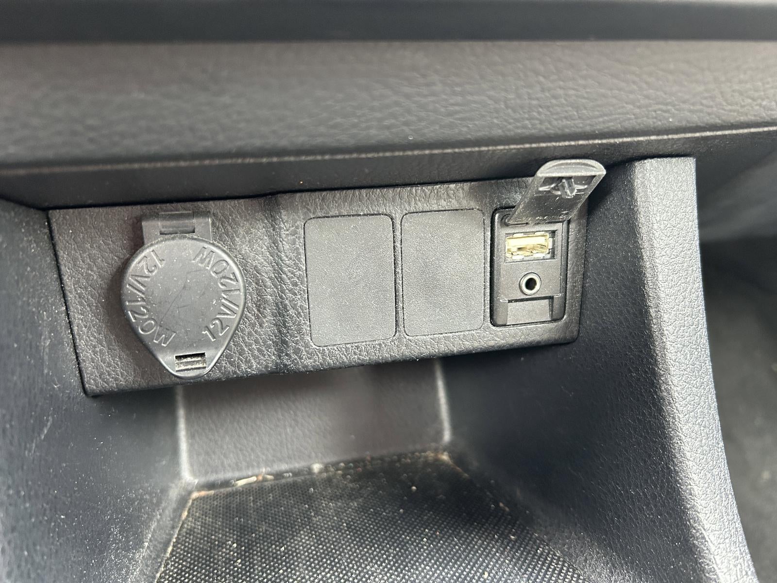 2014 Toyota Corolla 4dr Sdn CVT Auto LE (Natl)