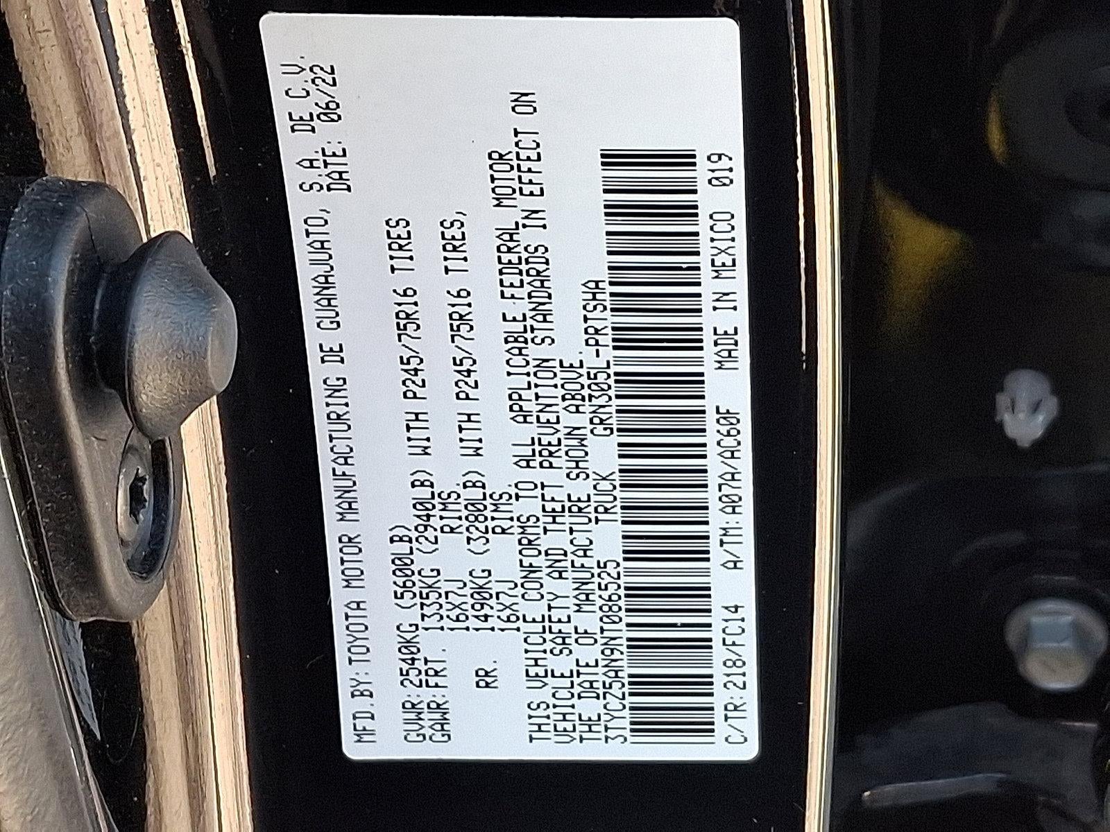 2022 Toyota Tacoma 4WD 4WD SR5 Double Cab 5' Bed V6 AT (Natl)