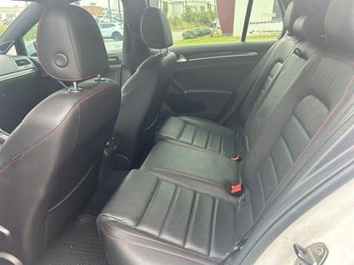 2017 Volkswagen Golf GTI 2.0T 4-Door SE DSG