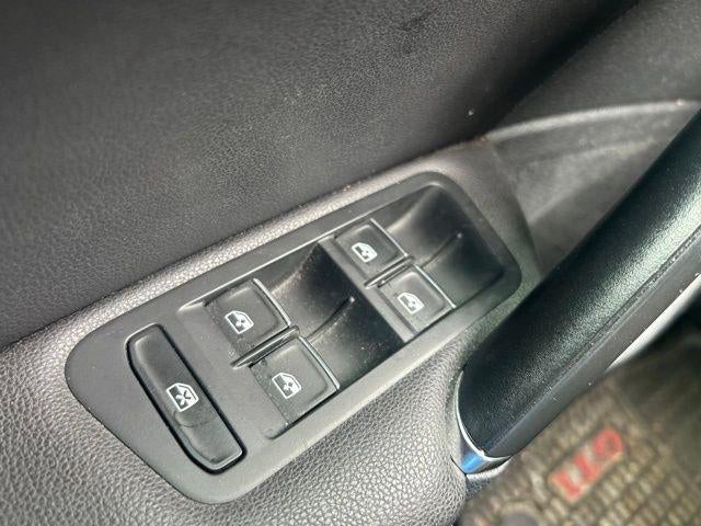 2017 Volkswagen Golf GTI 2.0T 4-Door SE DSG