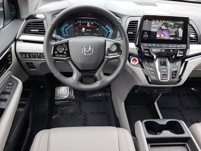 2024 Honda Odyssey Touring Auto