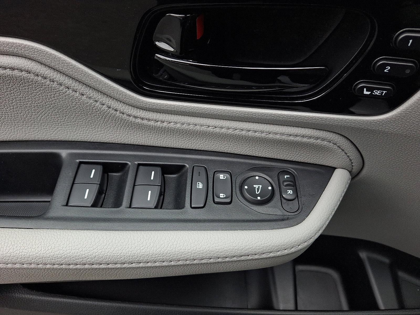 2024 Honda Odyssey Touring Auto