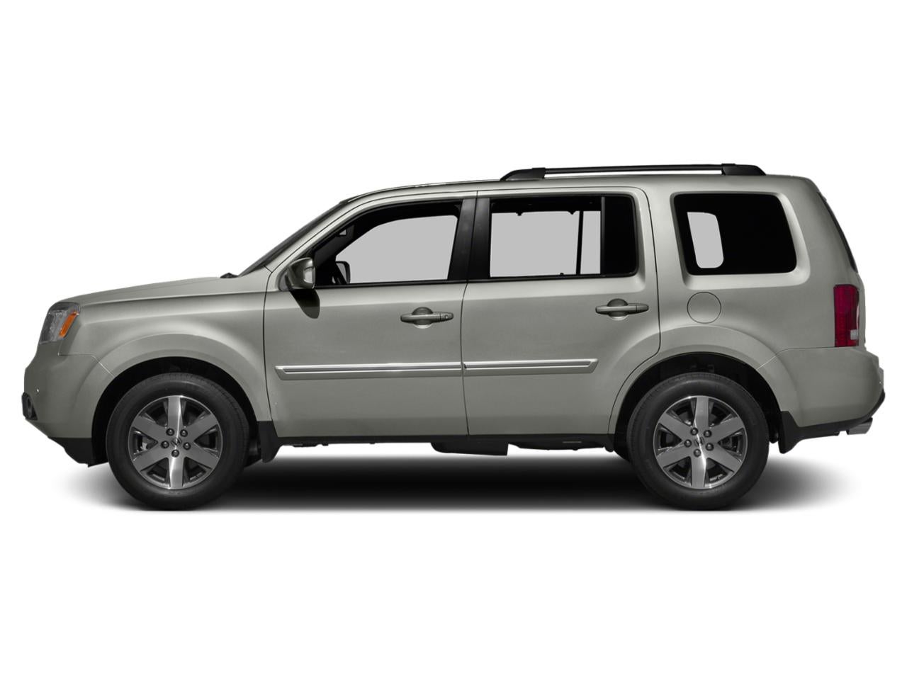 2015 Honda Pilot 4WD Touring with DVD Rear Entertainment System and Navigation