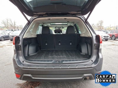 2023 Subaru Forester Premium CVT