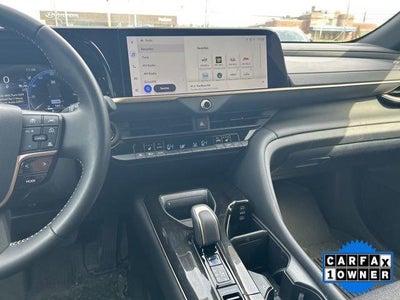 2024 Toyota Crown XLE AWD (Natl)