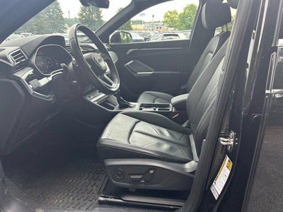 2023 Audi Q3 S line Premium 45 TFSI quattro