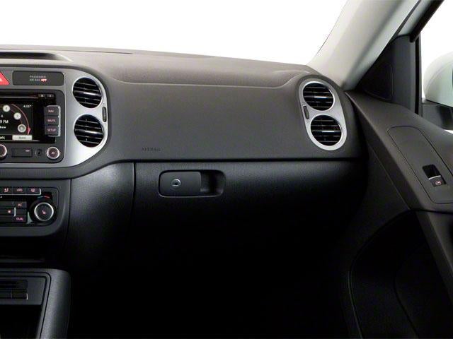 2011 Volkswagen Tiguan 4WD 4dr SEL 4Motion