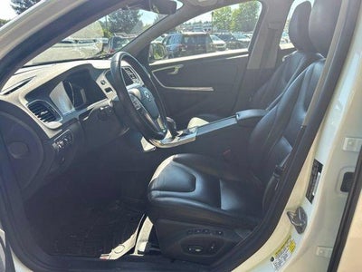 2016 Volvo V60 4dr Wgn T5 Premier AWD
