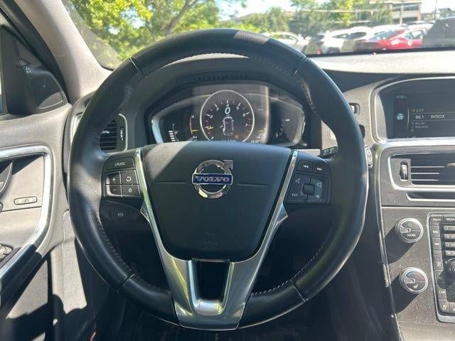 2016 Volvo V60 4dr Wgn T5 Premier AWD