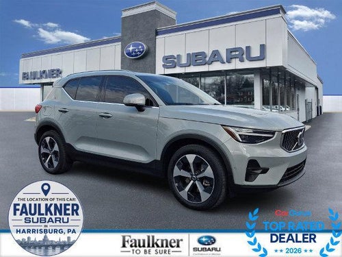 2025 Volvo XC40 B5 AWD Plus Bright Theme