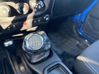 2015 Jeep Wrangler Unlimited 4WD 4dr Sahara